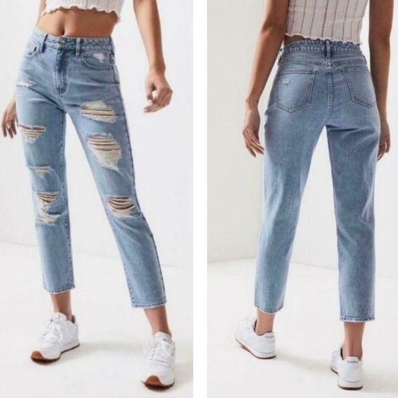 PacSun Light Blue Distressed Mom Jeans - Picture 1 of 3